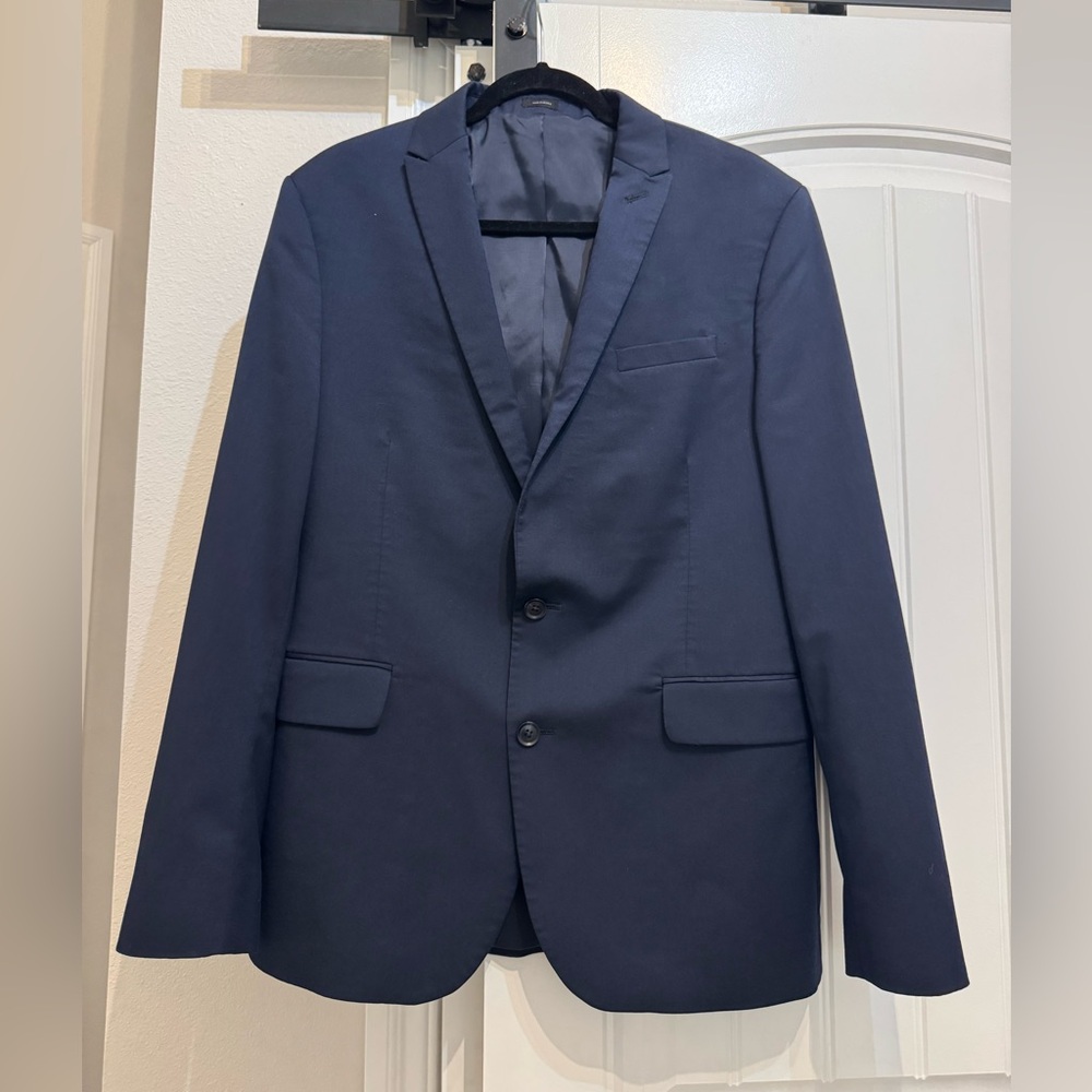 J. Ferrar Men's Navy Blazer With Pants